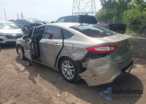 2015 Ford Fusion Se z USA, uszkodzony, nr VIN 3FA6P0H79FR112219